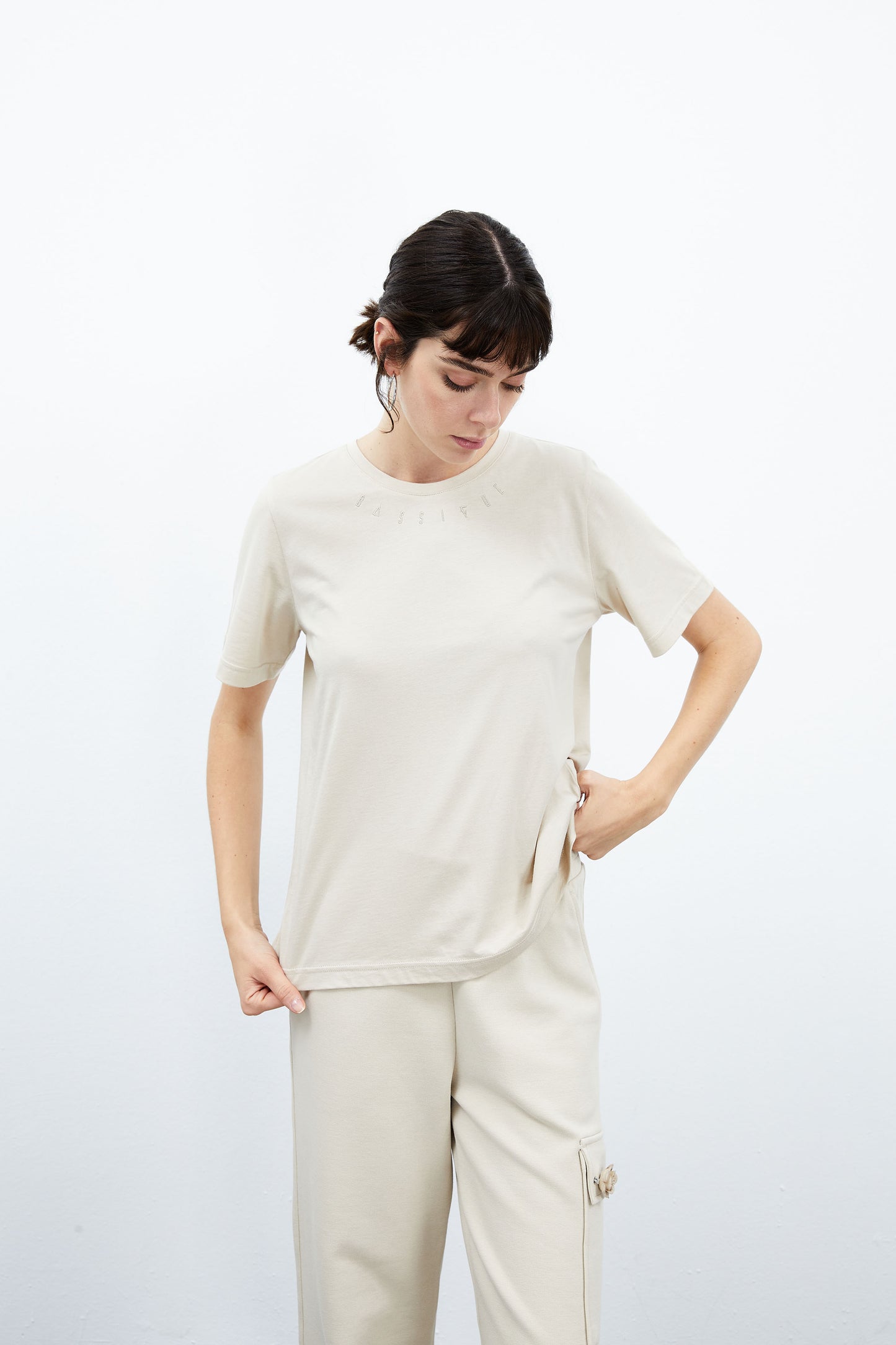 Iris T-Shirt - Light Taupe