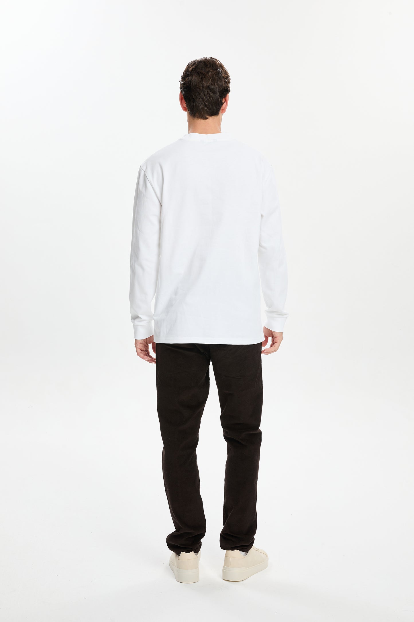 Beyaz Kask Baskılı Uzun Kollu T-Shirt