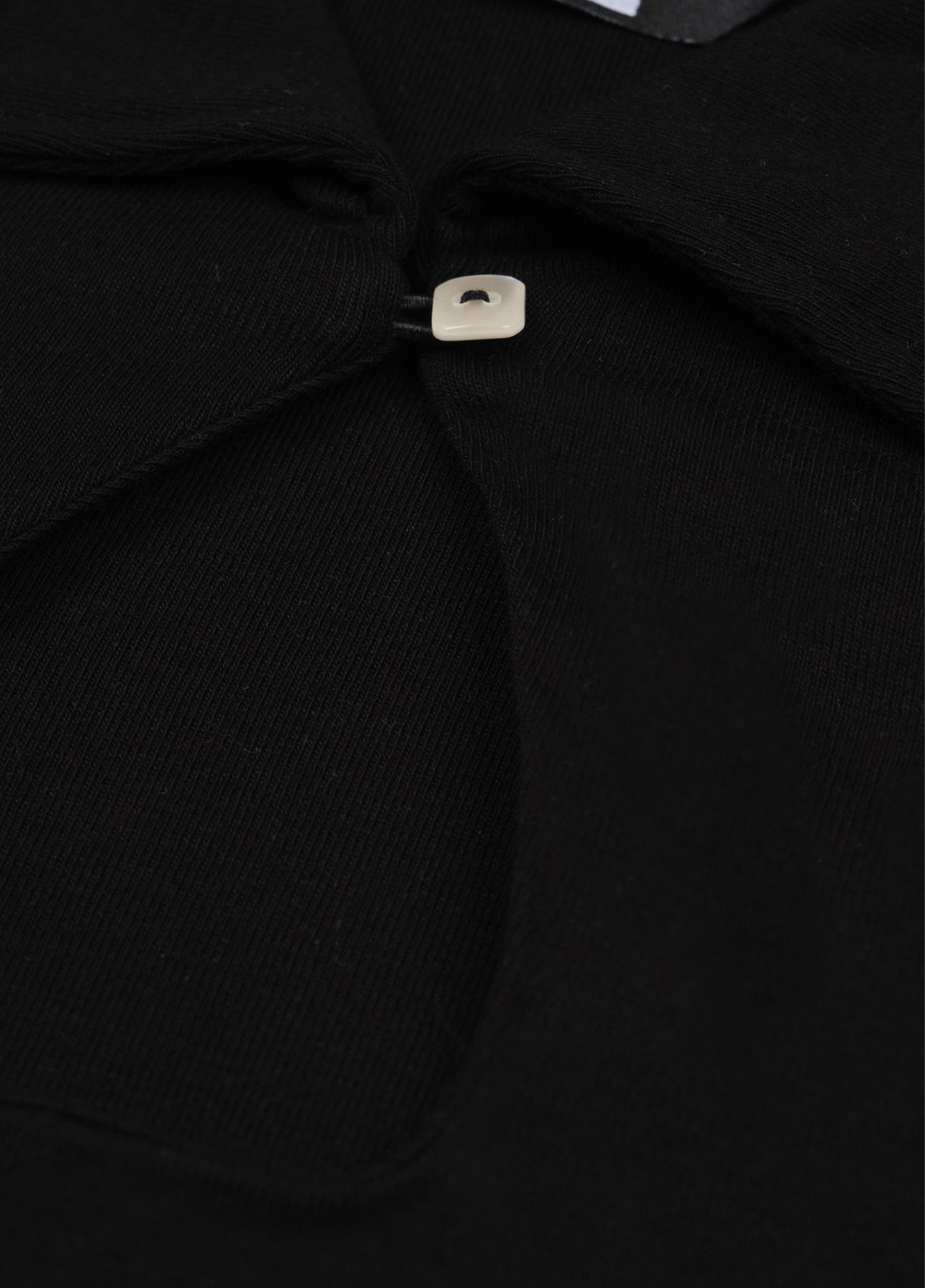 Siyah Keyhole Neck T-Shirt