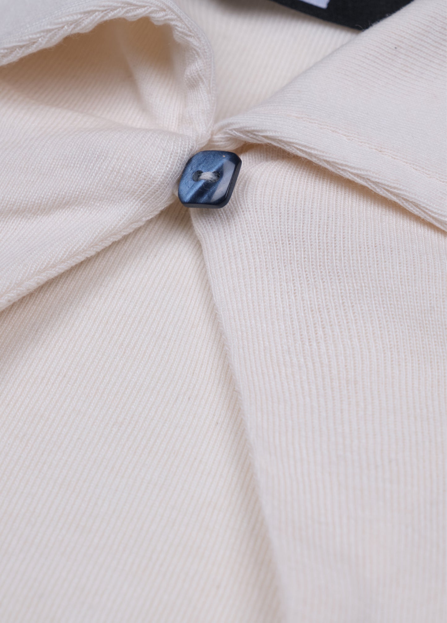 Ekru Keyhole Neck T-Shirt