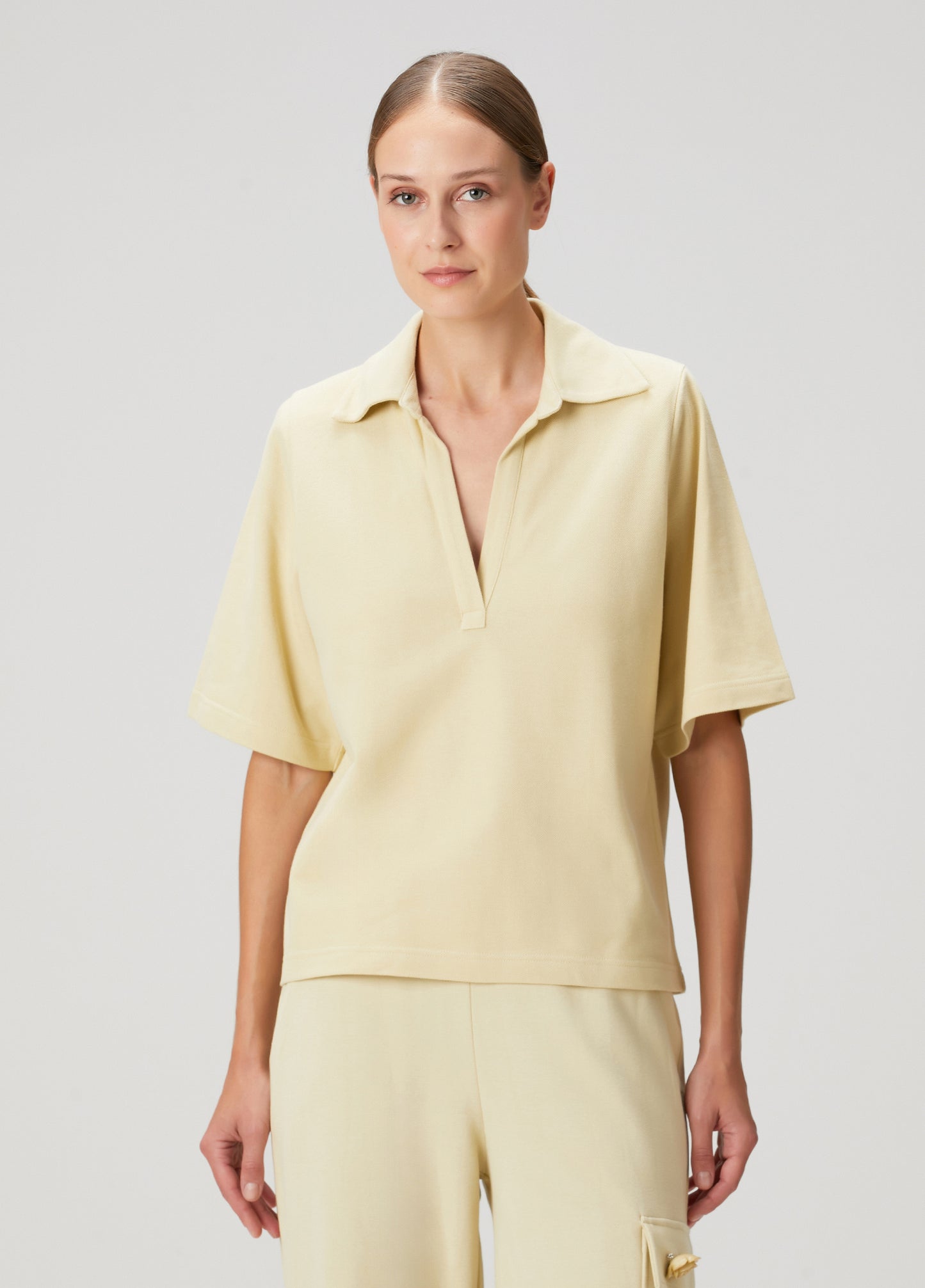 Daisy Polo with Soulder Pads - Green Haze