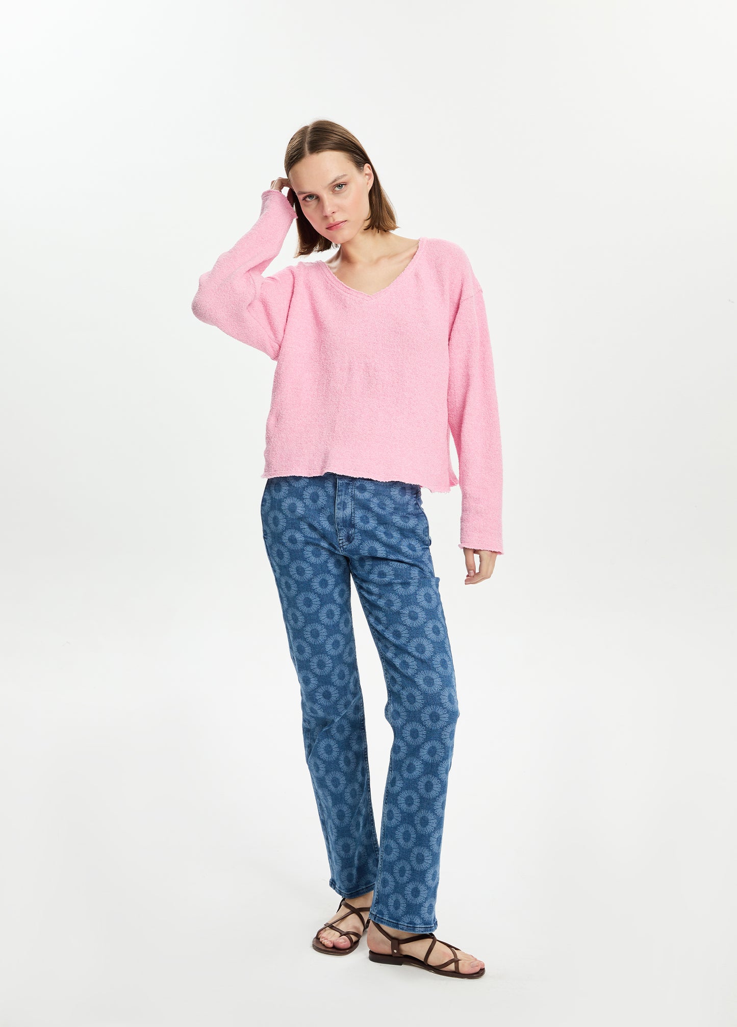 Knit V-Neck Long Sleeve Top