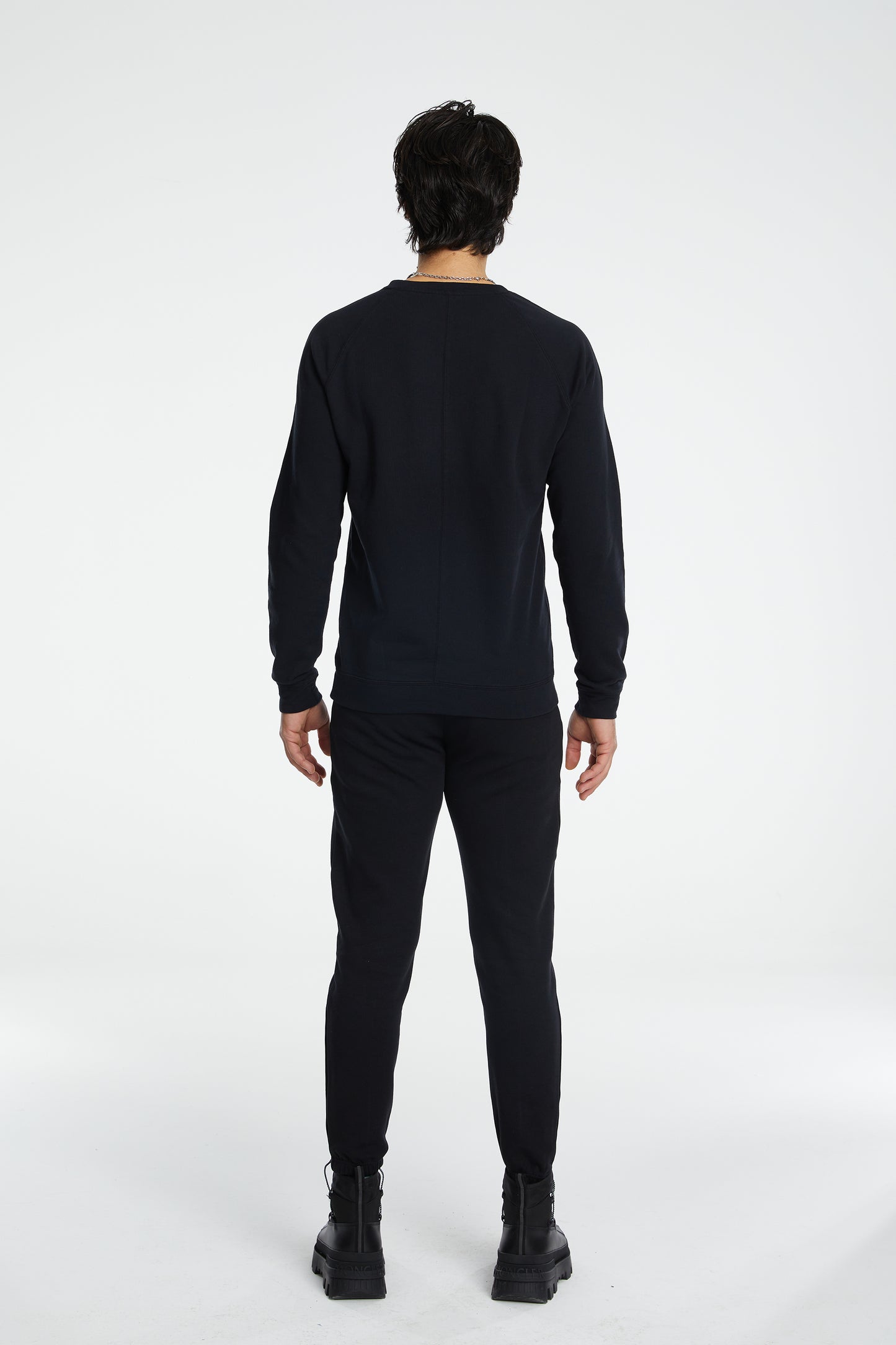 Load image into Gallery viewer, Cotton Crewneck Sweatshirt - Black
