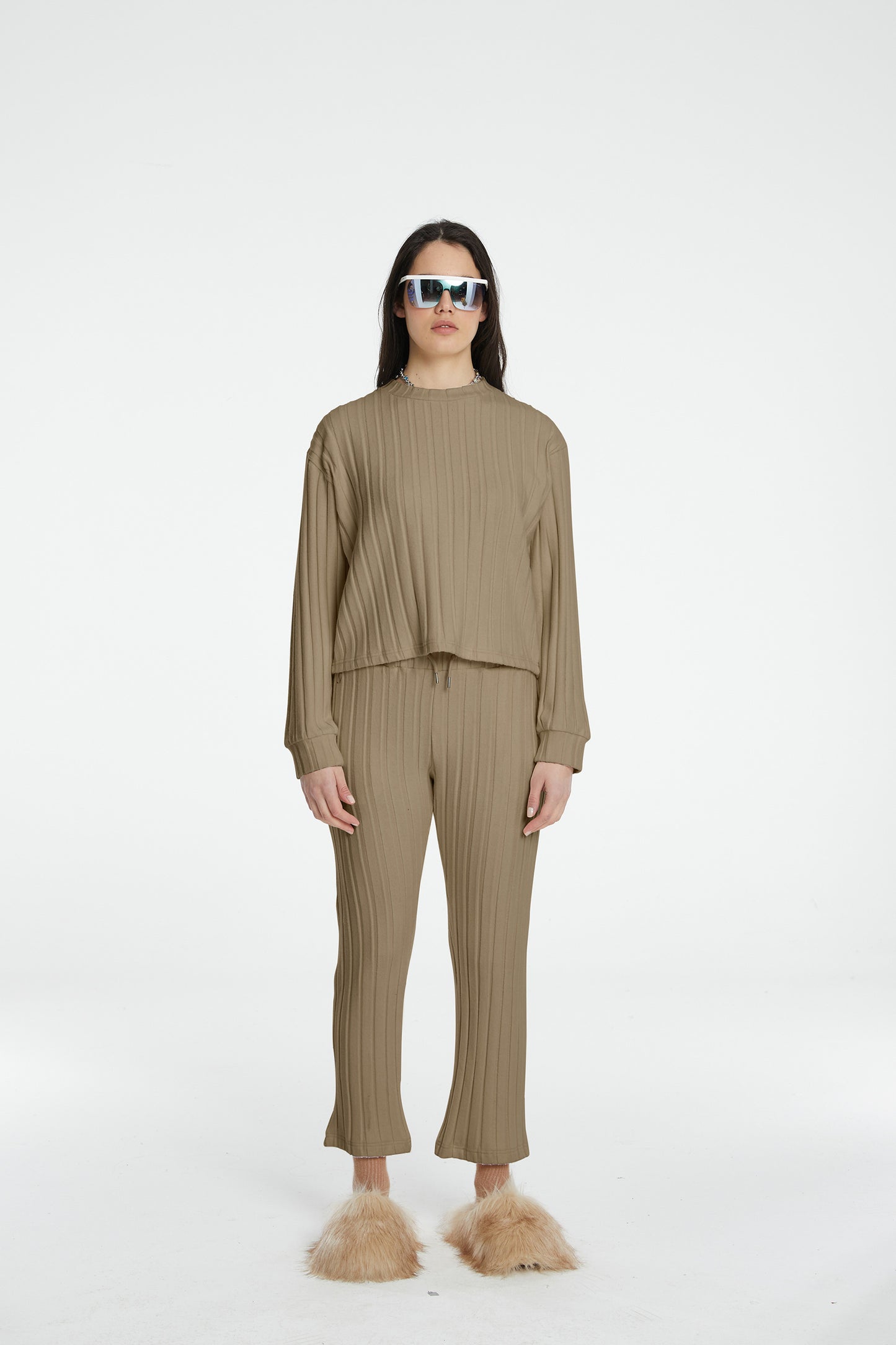 Load image into Gallery viewer, Stripe Crewneck Sweatshirt - True Beige
