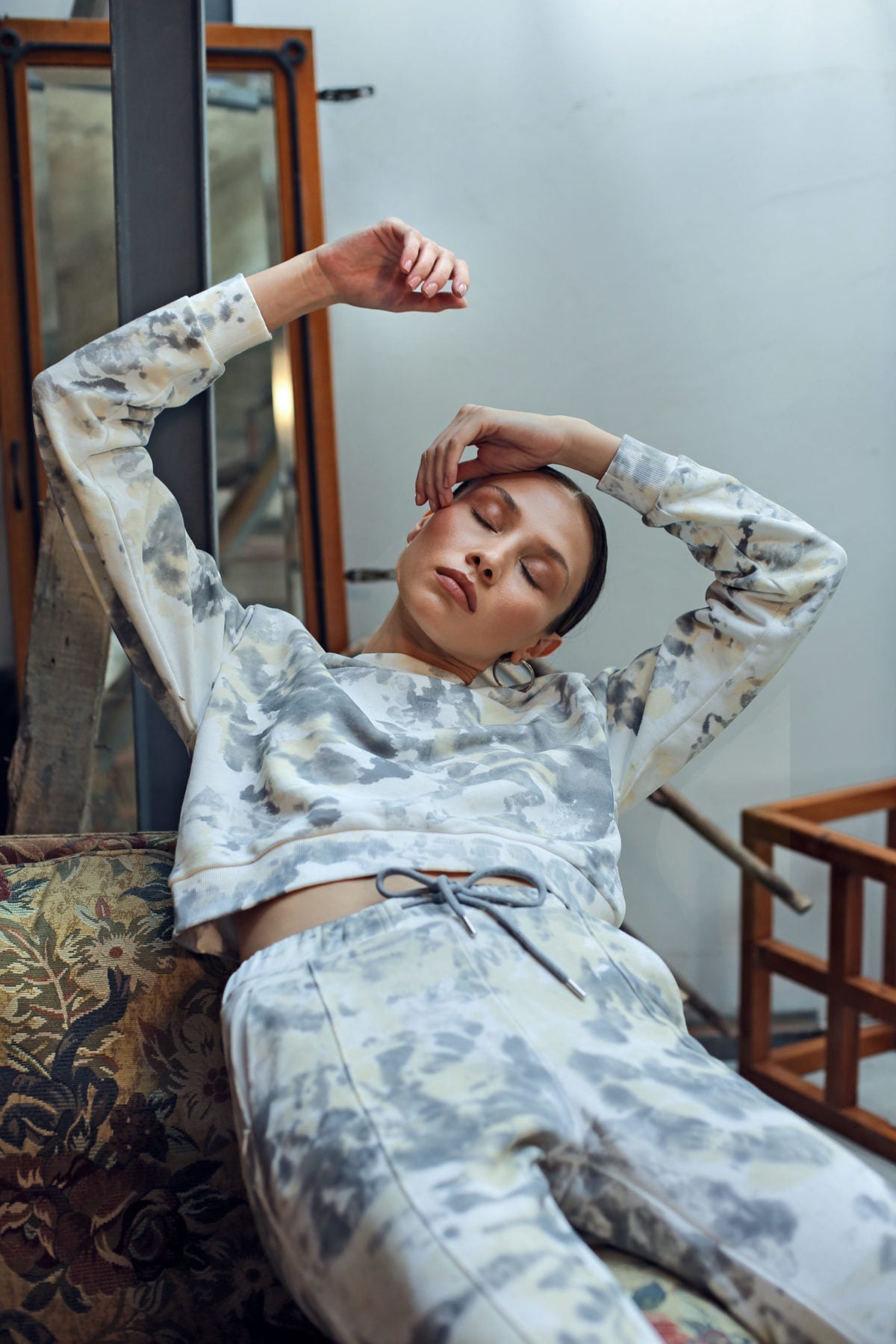 Cloud Shoulder Padded Sweatshirt