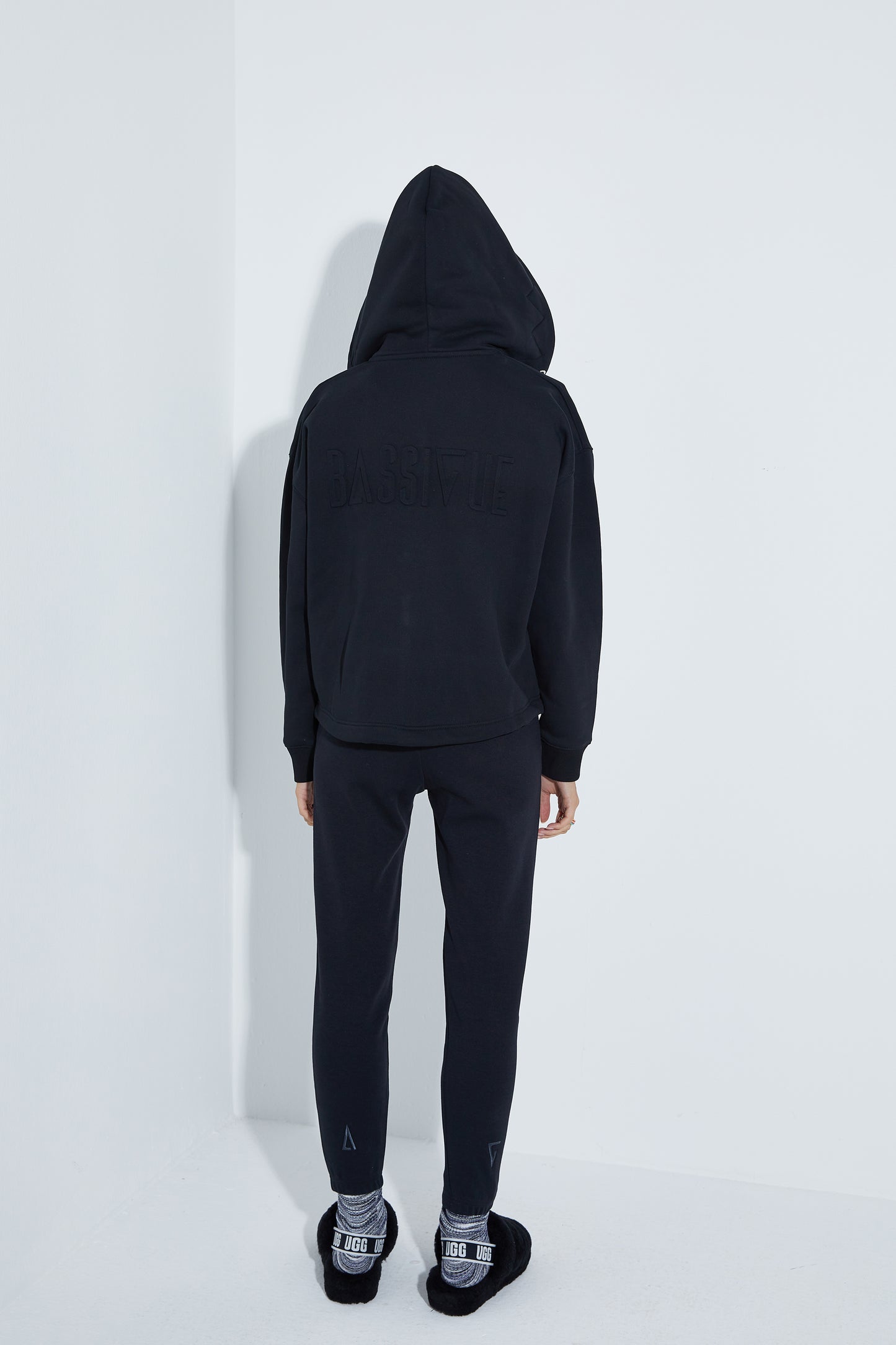 Dyna Zipper Hoodie - Black