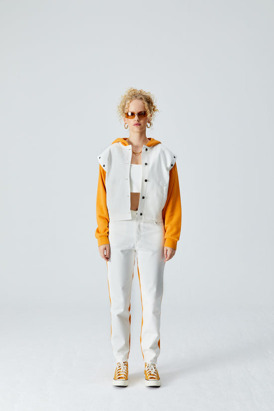 Load image into Gallery viewer, White Denim Vest Jacket - Sundial
